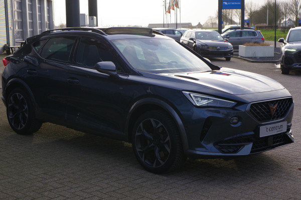 CUPRA Formentor 1.4 e-Hybrid 245 PK VZ Performance PHEV, Trekhaak, Panoramadak, Adap. Cruise Control, Matrix-LED