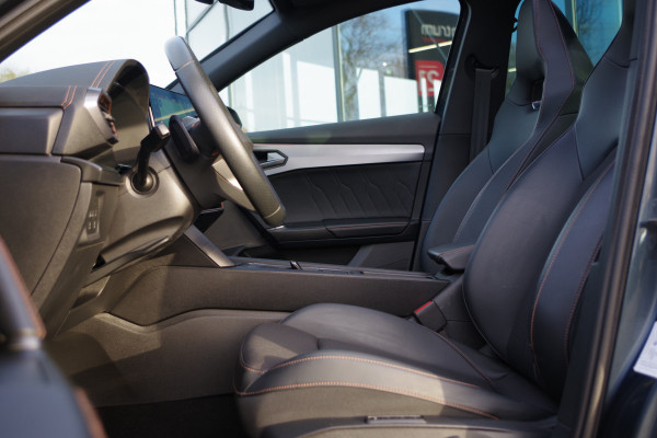 CUPRA Formentor 1.4 e-Hybrid 245 PK VZ Performance PHEV, Trekhaak, Panoramadak, Adap. Cruise Control, Matrix-LED