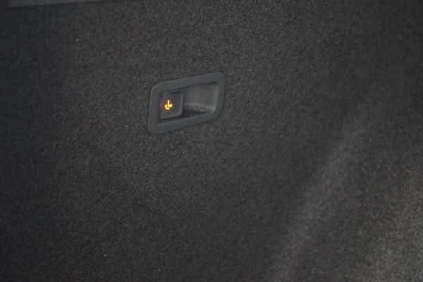 CUPRA Formentor 1.4 e-Hybrid 245 PK VZ Performance PHEV, Trekhaak, Panoramadak, Adap. Cruise Control, Matrix-LED