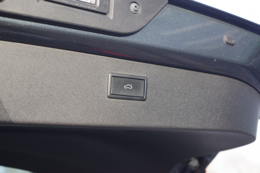 CUPRA Formentor 1.4 e-Hybrid 245 PK VZ Performance PHEV, Trekhaak, Panoramadak, Adap. Cruise Control, Matrix-LED