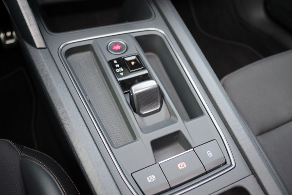 CUPRA Formentor 1.4 e-Hybrid 245 PK VZ Performance PHEV, Trekhaak, Panoramadak, Adap. Cruise Control, Matrix-LED