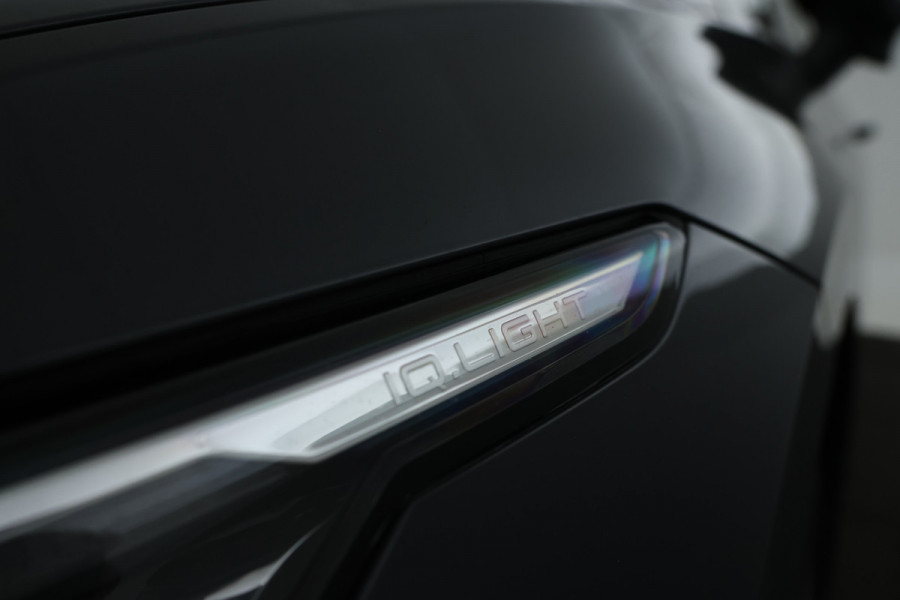 Volkswagen Golf Variant 1.0 eTSI Life Automaat, Navigatie, Digital Dash