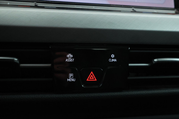 Volkswagen Golf Variant 1.0 eTSI Life Automaat, Navigatie, Digital Dash