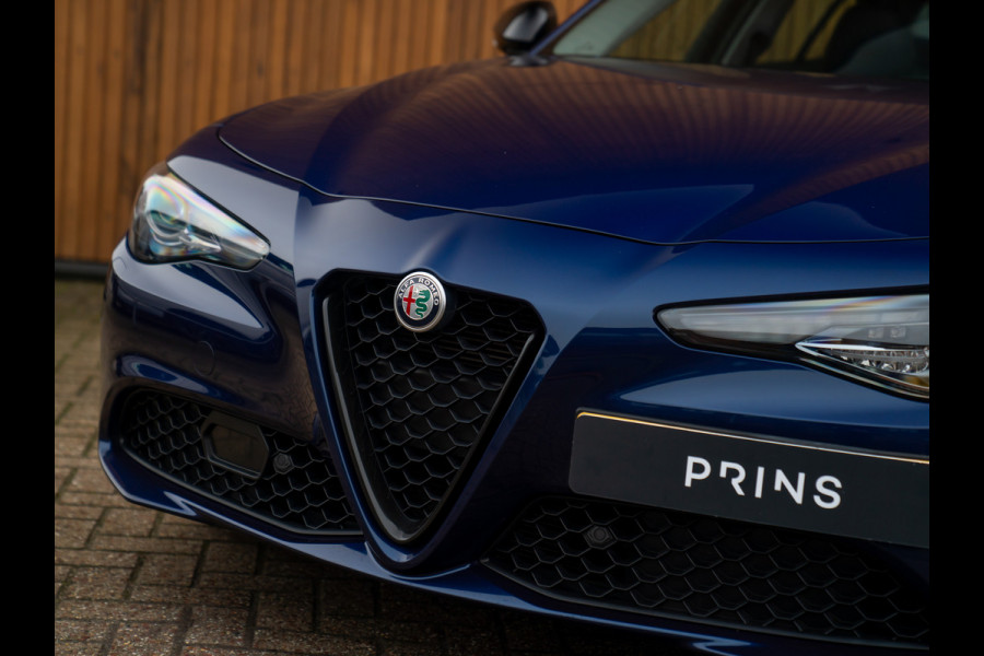 Alfa Romeo Giulia 2.0T B-Tech | Pano-dak | Veloce stoelen | Adapt. cruise