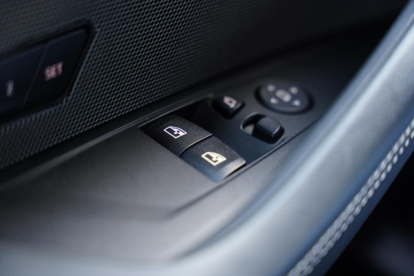 BMW M4 Competition / X-Drive / R44 Sportuitlaat / Mosselman 2