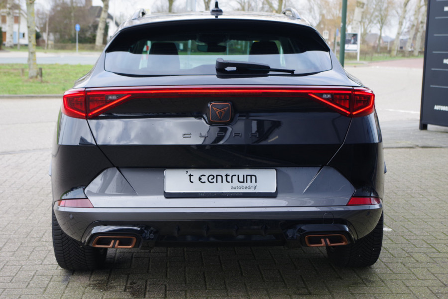 CUPRA Formentor 1.4 e-Hybrid 204 PK Adrenaline PHEV, Adap. Cruise Control, Camera, LED, Winterpakket