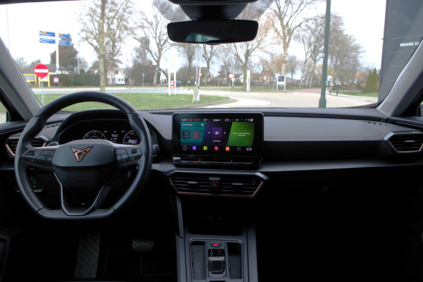 CUPRA Formentor 1.4 e-Hybrid 204 PK Adrenaline PHEV, Adap. Cruise Control, Camera, LED, Winterpakket