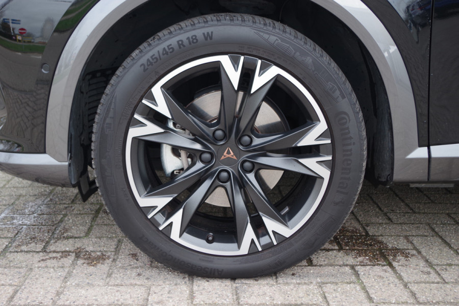 CUPRA Formentor 1.4 e-Hybrid 204 PK Adrenaline PHEV, Adap. Cruise Control, Camera, LED, Winterpakket