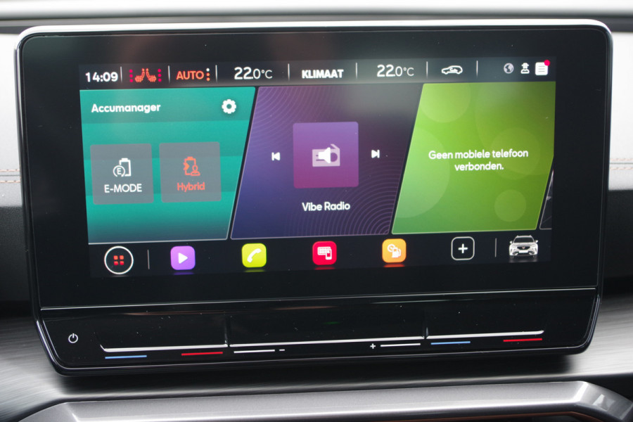 CUPRA Formentor 1.4 e-Hybrid 204 PK Adrenaline PHEV, Adap. Cruise Control, Camera, LED, Winterpakket