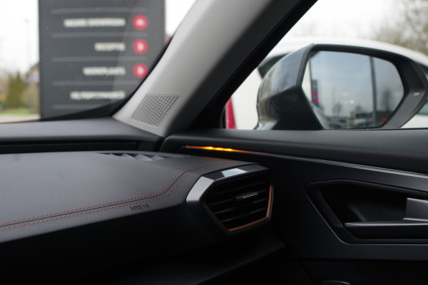 CUPRA Formentor 1.4 e-Hybrid 204 PK Adrenaline PHEV, Adap. Cruise Control, Camera, LED, Winterpakket