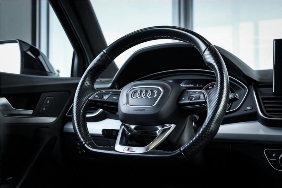 Audi Q5 50 TFSI e S edition - Panorama | Elek. Trekhaak | Stoelverwarming | Camera