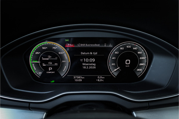 Audi Q5 50 TFSI e S edition - Panorama | Elek. Trekhaak | Stoelverwarming | Camera