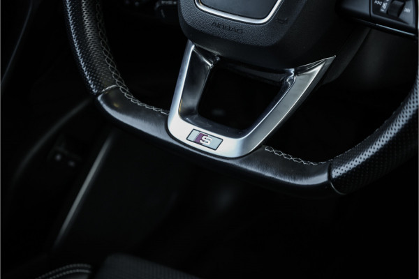 Audi Q5 50 TFSI e S edition - Panorama | Elek. Trekhaak | Stoelverwarming | Camera
