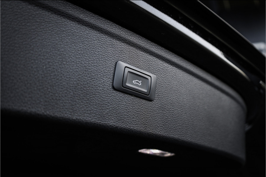 Audi Q5 50 TFSI e S edition - Panorama | Elek. Trekhaak | Stoelverwarming | Camera