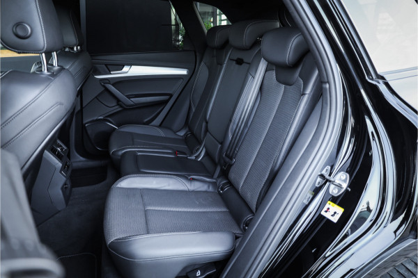 Audi Q5 50 TFSI e S edition - Panorama | Elek. Trekhaak | Stoelverwarming | Camera