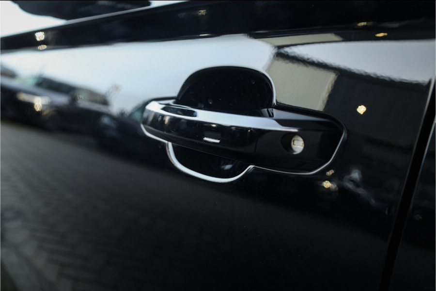 Audi Q5 50 TFSI e S edition - Panorama | Elek. Trekhaak | Stoelverwarming | Camera