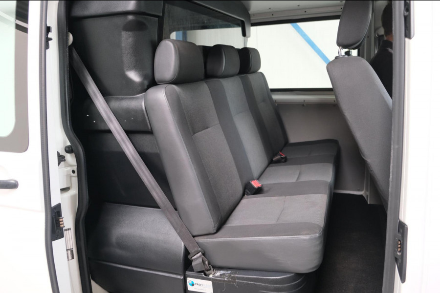 Volkswagen Transporter 2.0 TDI L1H1 DC - Airco, Cruise, Trekhaak.