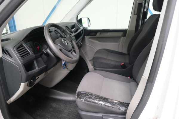 Volkswagen Transporter 2.0 TDI L1H1 DC - Airco, Cruise, Trekhaak.