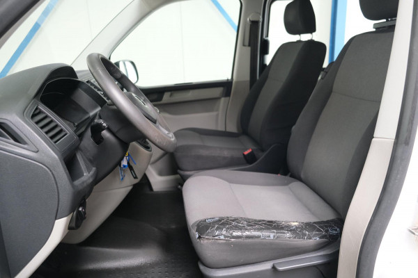Volkswagen Transporter 2.0 TDI L1H1 DC - Airco, Cruise, Trekhaak.