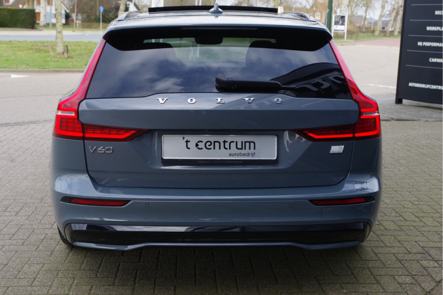 Volvo V60 2.0 T6 Plug-in Hybrid AWD 350 PK Ultimate Dark Long Range, Panoramadak, Trekhaak, H/K Sound, Adap. Cruise Control