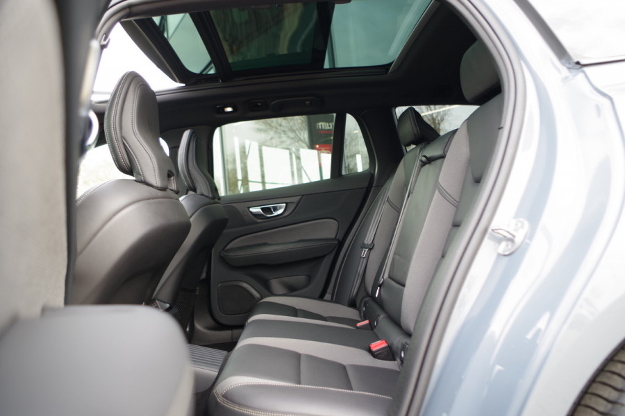 Volvo V60 2.0 T6 Plug-in Hybrid AWD 350 PK Ultimate Dark Long Range, Panoramadak, Trekhaak, H/K Sound, Adap. Cruise Control