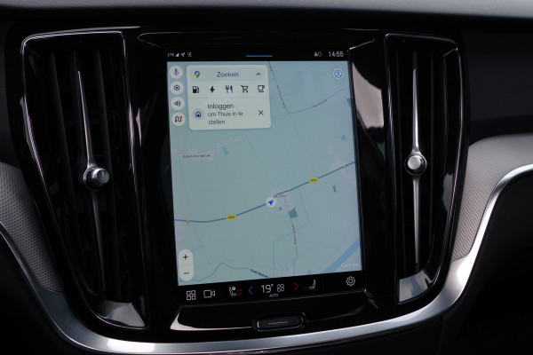 Volvo V60 2.0 T6 Plug-in Hybrid AWD 350 PK Ultimate Dark Long Range, Panoramadak, Trekhaak, H/K Sound, Adap. Cruise Control