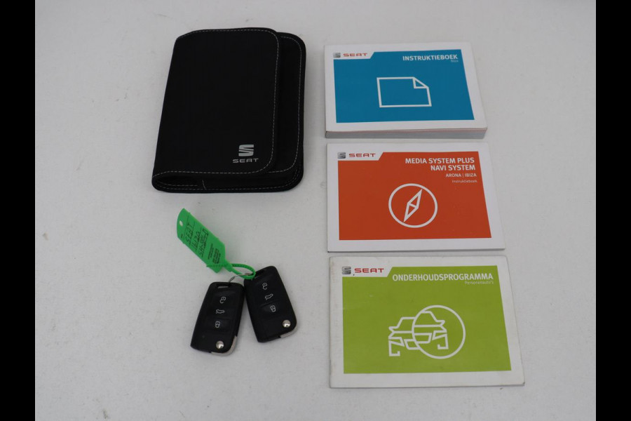 Seat Ibiza 1.5 TSI FR EVO Intens | Panoramadak | Adaptive cruise | Camera | Carplay | Full LED | 18'' | Climate control | Navigatie