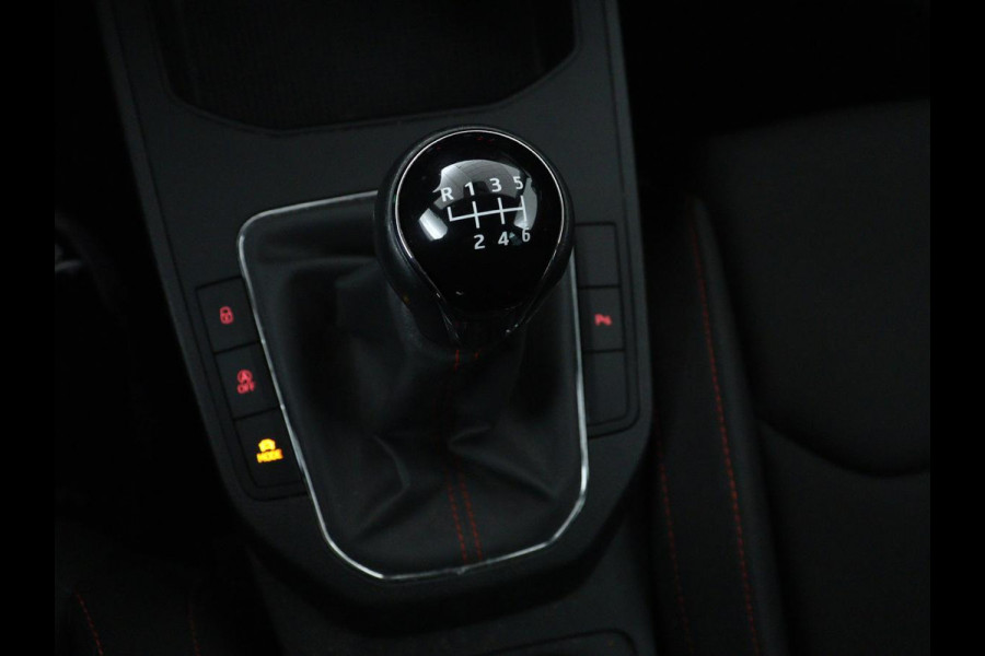 Seat Ibiza 1.5 TSI FR EVO Intens | Panoramadak | Adaptive cruise | Camera | Carplay | Full LED | 18'' | Climate control | Navigatie