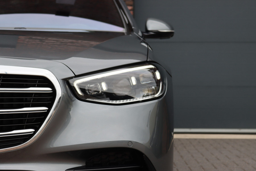 Mercedes-Benz S-Klasse 500 4MATIC Lang AMG Line Aut9 | Airmatic | Achterasbesturing | Distronic+ | Massage | Stoelventilatie | Burmester | Memory | Digital Light | HUD | Soft-Close |