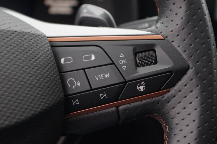 CUPRA Formentor 1.4 e-Hybrid 204 PK Adrenaline PHEV, LED, Kuipstoelen, Memory, Adap. Cruise Control, Camera