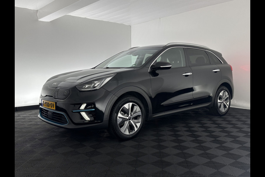 Kia e-Niro ExecutiveLine 64 kWh [ 3-Fase ] {SOH-100%} (INCL-BTW) Aut.*LEATHER | FULL-LED | NAVI-FULLMAP | ADAPTIVE-CRUISE | CAMERA | MEMORY-PACK | LANE-ASSIST | KEYLESS | DIGI-COCKPIT | PRIVACYGLASS | SHIFTPADDLES | 17"ALU*