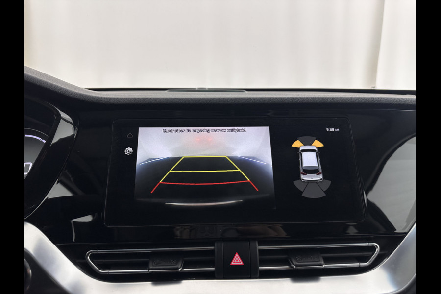 Kia e-Niro ExecutiveLine 64 kWh [ 3-Fase ] {SOH-100%} (INCL-BTW) Aut.*LEATHER | FULL-LED | NAVI-FULLMAP | ADAPTIVE-CRUISE | CAMERA | MEMORY-PACK | LANE-ASSIST | KEYLESS | DIGI-COCKPIT | PRIVACYGLASS | SHIFTPADDLES | 17"ALU*