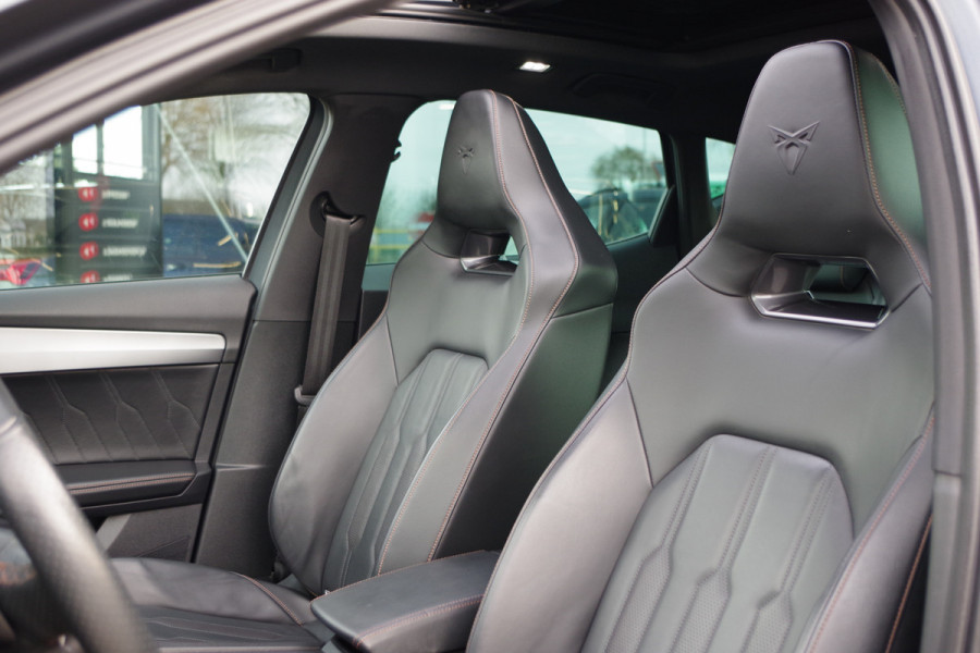 CUPRA Formentor 1.4 e-Hybrid VZ 245 PK Copper Edition, Panoramadak BREMBO Remmen, Leder, Stuur-Startknop, Memory