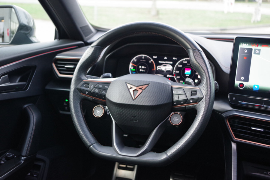 CUPRA Formentor 1.4 e-Hybrid VZ 245 PK Copper Edition, Panoramadak BREMBO Remmen, Leder, Stuur-Startknop, Memory