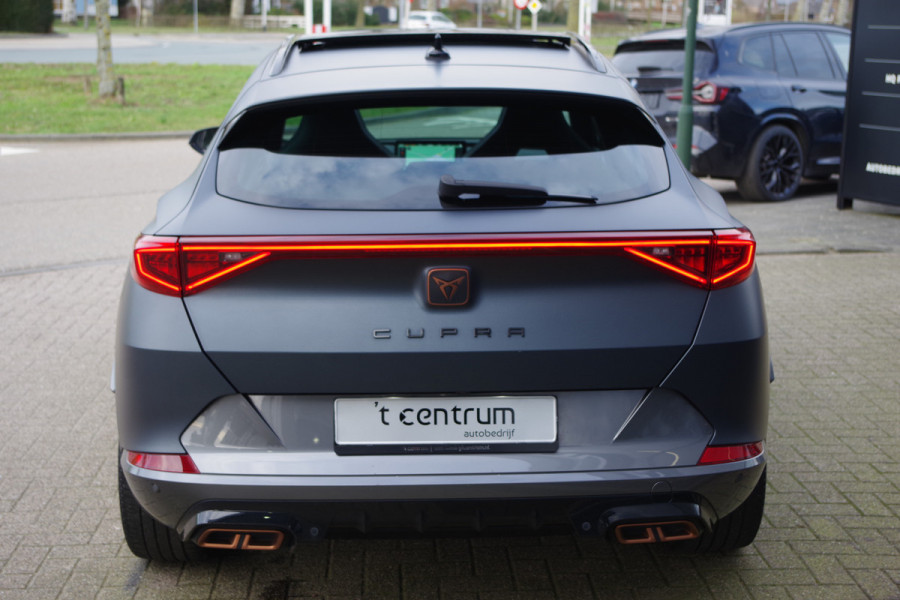 CUPRA Formentor 1.4 e-Hybrid VZ 245 PK Copper Edition, Panoramadak BREMBO Remmen, Leder, Stuur-Startknop, Memory