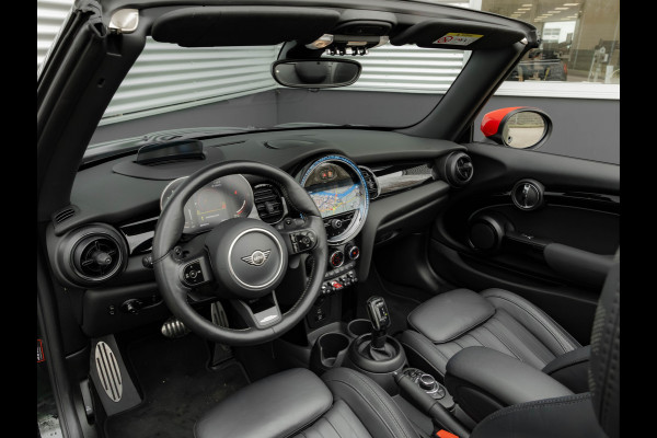 MINI Cabrio 2.0 John Cooper Works - Camera - Harman Kardon -Yours Leder - Head-Up - JCW