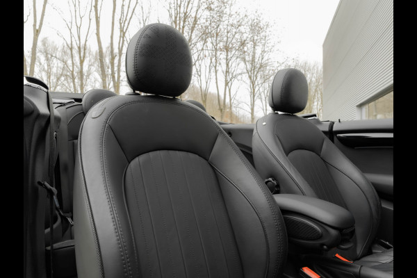 MINI Cabrio 2.0 John Cooper Works - Camera - Harman Kardon -Yours Leder - Head-Up - JCW