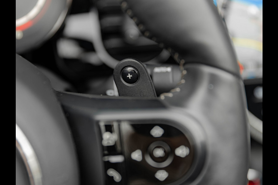 MINI Cabrio 2.0 John Cooper Works - Camera - Harman Kardon -Yours Leder - Head-Up - JCW