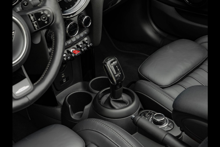 MINI Cabrio 2.0 John Cooper Works - Camera - Harman Kardon -Yours Leder - Head-Up - JCW