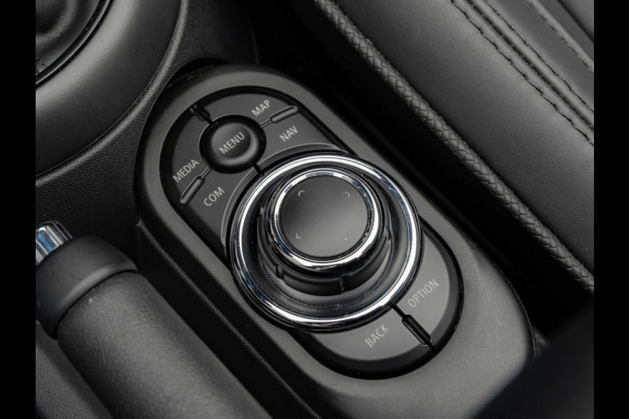 MINI Cabrio 2.0 John Cooper Works - Camera - Harman Kardon -Yours Leder - Head-Up - JCW