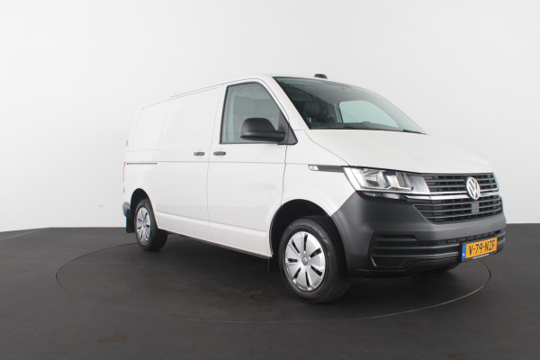 Volkswagen Transporter 2.0 TDI L1H1 28 > 110pk/Apple Carplay/Android Auto/parkeersensor achter...