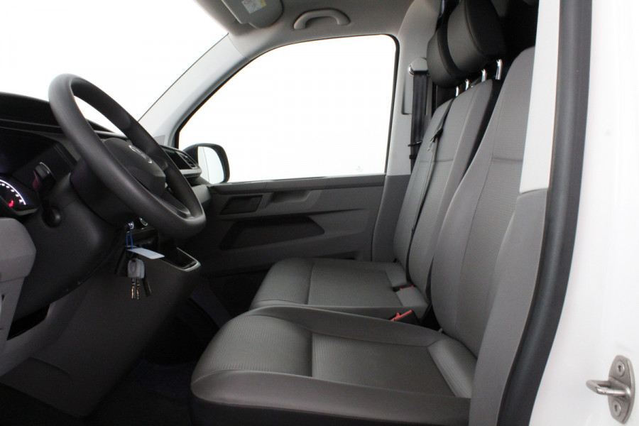 Volkswagen Transporter 2.0 TDI L1H1 28 > 110pk/Apple Carplay/Android Auto/parkeersensor achter...