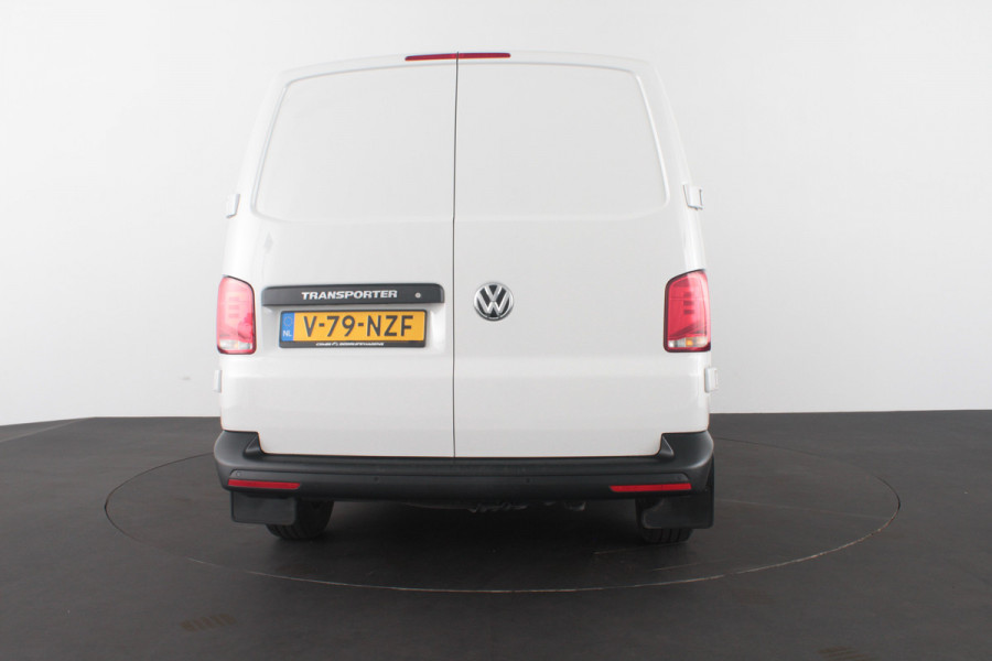 Volkswagen Transporter 2.0 TDI L1H1 28 > 110pk/Apple Carplay/Android Auto/parkeersensor achter...