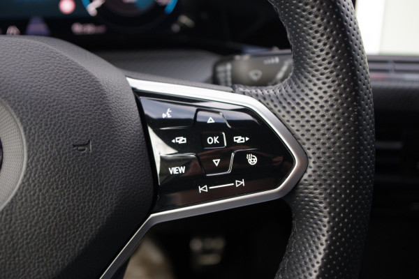 Volkswagen Golf 1.5 TSI R-Line BNS+, Trekhaak, Sportstoelen, Adap. Cruise Control, Winterpakket, Camera