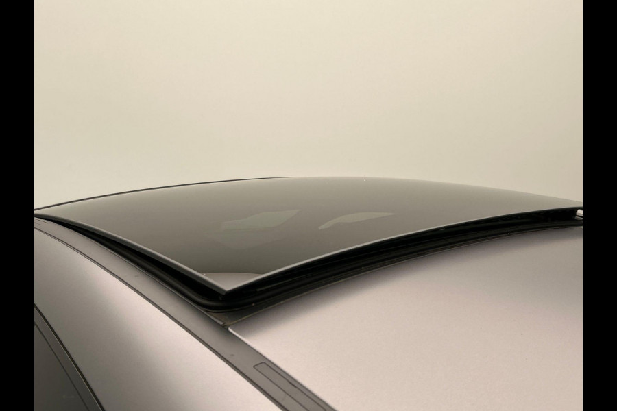 Mercedes-Benz CLA-Klasse Shooting Brake 180 Business Solution AMG | Origineel Nederlands | Panoramadak Memorie Stoelverwarming