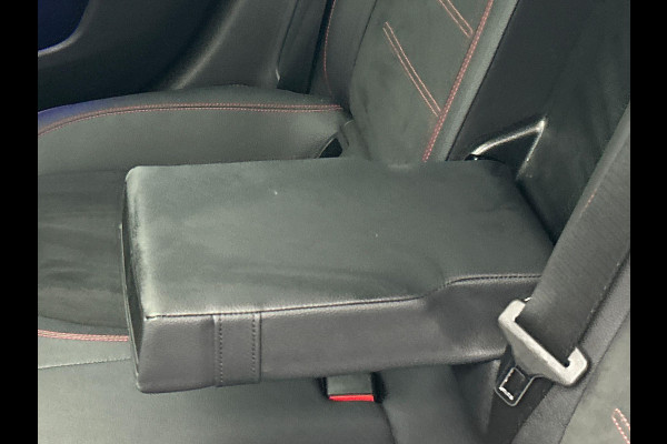 Mercedes-Benz CLA-Klasse Shooting Brake 180 Business Solution AMG | Origineel Nederlands | Panoramadak Memorie Stoelverwarming