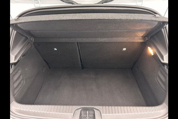 Renault Clio 1.6 E-Tech Hybrid 140 Intens | Origineel Nederlands | Lane Assist Carplay 360 Camera Cruise Climate Control