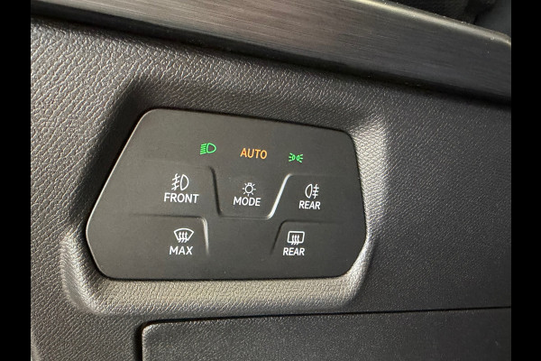 CUPRA Leon 2.0 Business 301 PK AUT. PANORAMADAK MEMORY VIRTUAL COCKPIT XENON APPLE CARPLAY CAMERA KEYLESS-GO CRUISE AIRCO