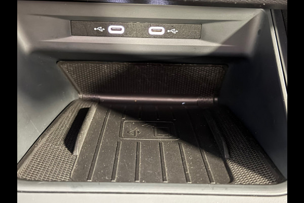 CUPRA Leon 2.0 Business 301 PK AUT. PANORAMADAK MEMORY VIRTUAL COCKPIT XENON APPLE CARPLAY CAMERA KEYLESS-GO CRUISE AIRCO