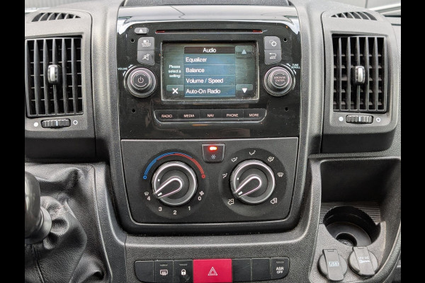 Peugeot Boxer 2.0 131PK L2H2 AIRCO CRUISE PDC EURO 6